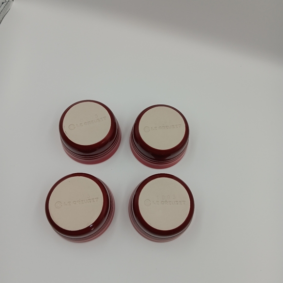 Le Creuset Poterie Ramekins Red Ombre 7.75 oz - Picture 2 of 3
